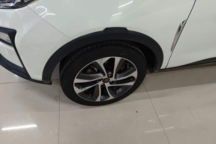 Used BYD Yuan 2016 1.5L Manual Luxury Version Exterior 4