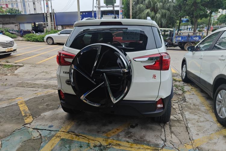 Used BYD Yuan 2016 1.5TID Automatic Luxury Version Exterior 5