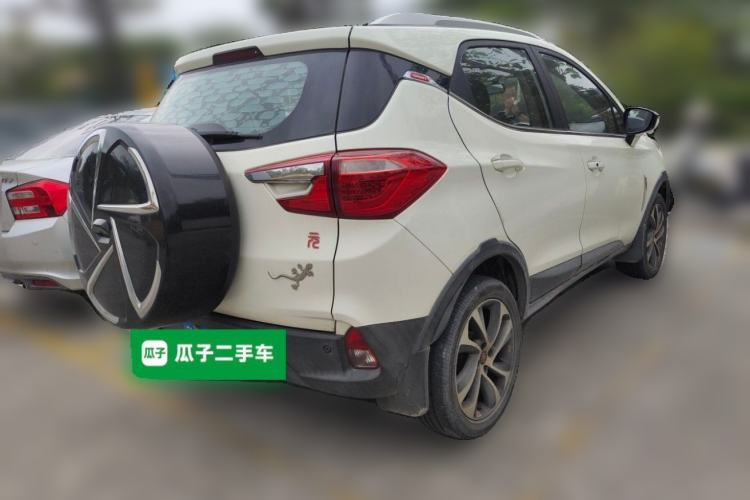 Used BYD Yuan 2016 1.5L Manual Luxury Model Exterior 5