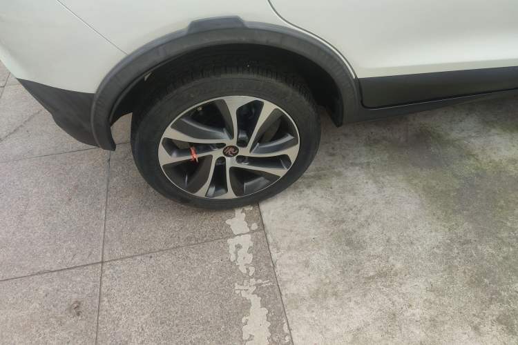 Used BYD Yuan 2016 1.5L Automatic Luxury Version Exterior 5