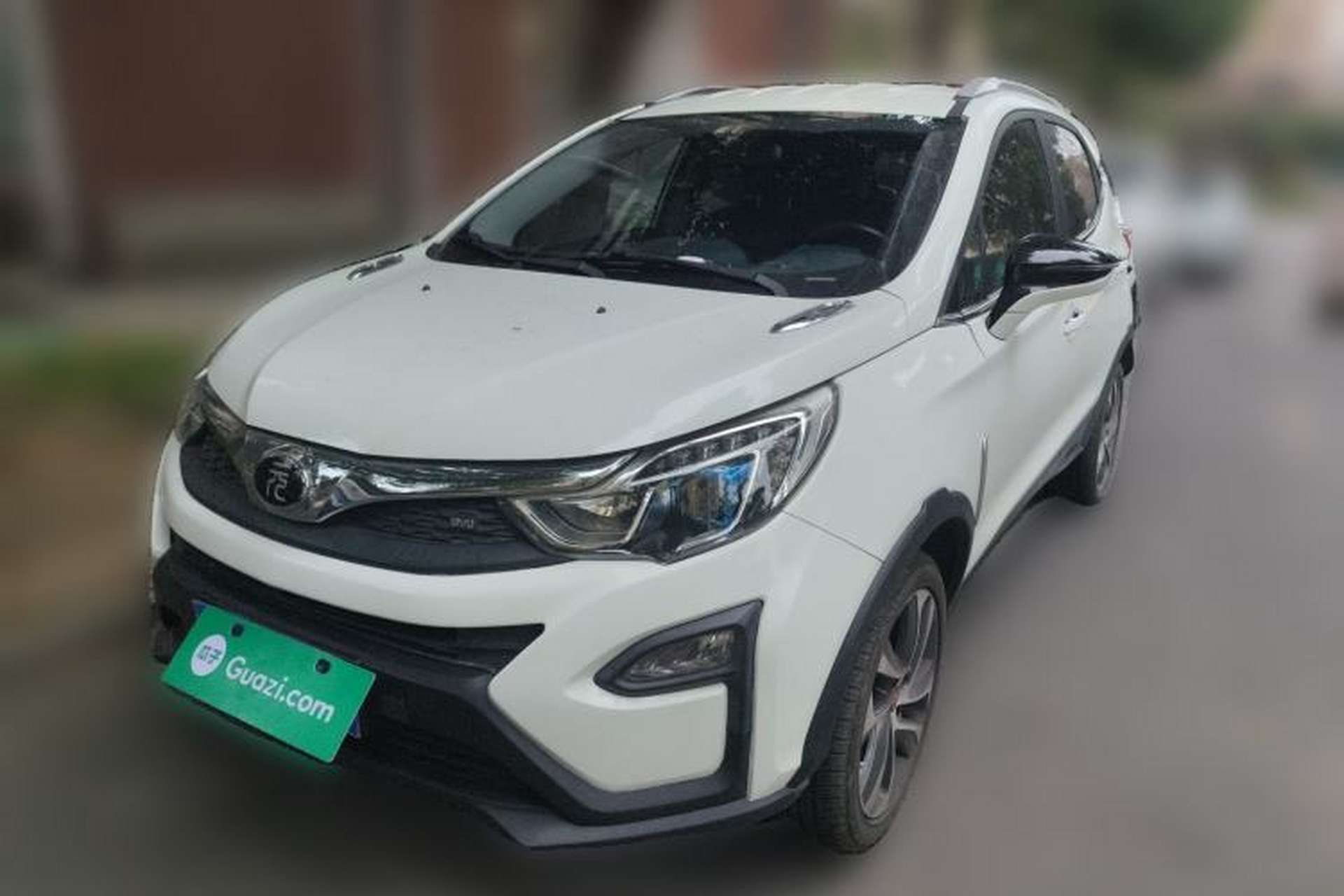 Used BYD Yuan 2016 1.5L Manual Luxury Model Front Left 45 Deg