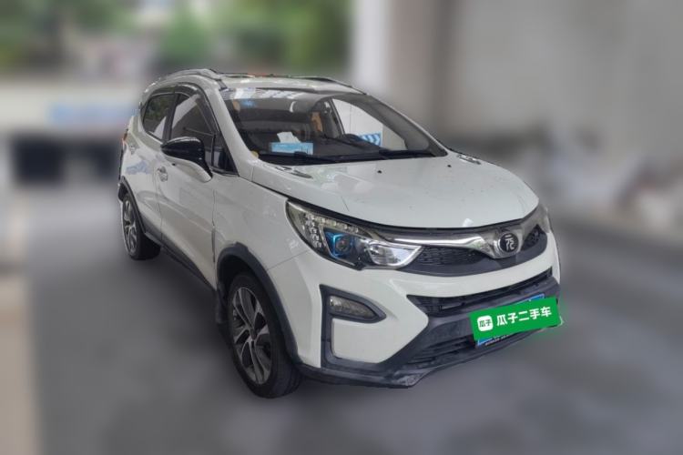 Used BYD Yuan 2016 1.5L Manual Luxury Version Front Right 45 Deg