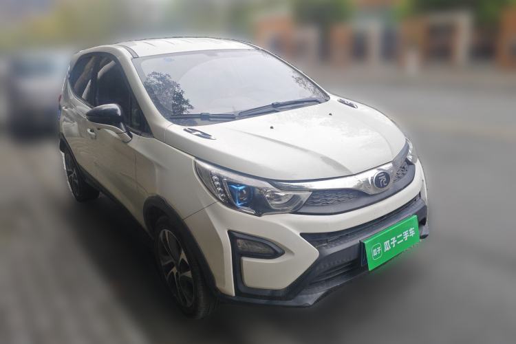 Used BYD Yuan 2016 1.5L Automatic Luxury Version Front Right 45 Deg