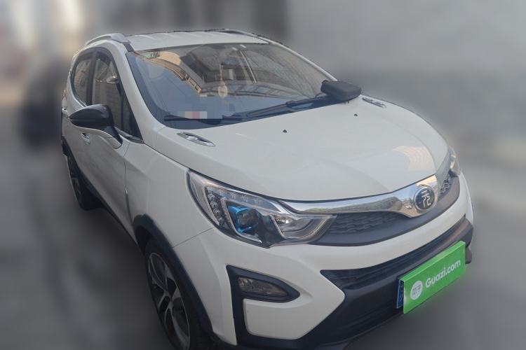 Used BYD Yuan 2016 1.5TID Automatic Luxury Version Front Right 45 Deg