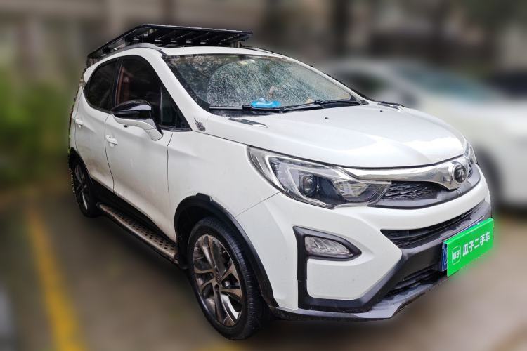 Used BYD Yuan 2016 1.5L Manual Luxury Version Front Right 45 Deg