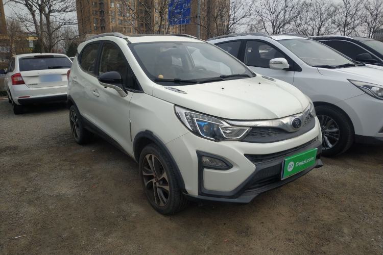 Used BYD Yuan 2016 1.5L Manual Luxury Version Front Right 45 Deg