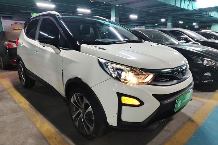 Used BYD Yuan 2016 1.5TID Automatic Prestige Model Front Right 45 Deg