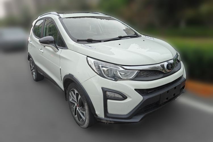Used BYD Yuan 2016 1.5L Manual Luxury Version Front Right 45 Deg
