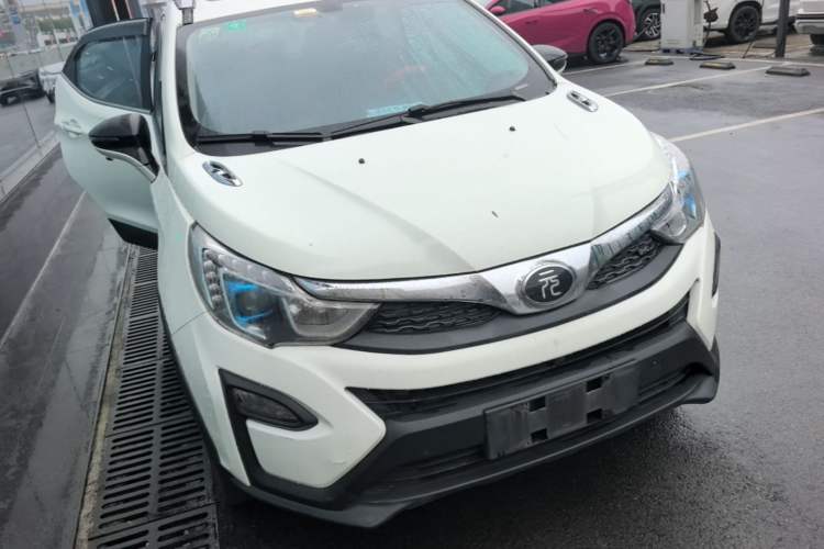 Used BYD Yuan 2016 1.5L Manual Luxury Version Front Right 45 Deg