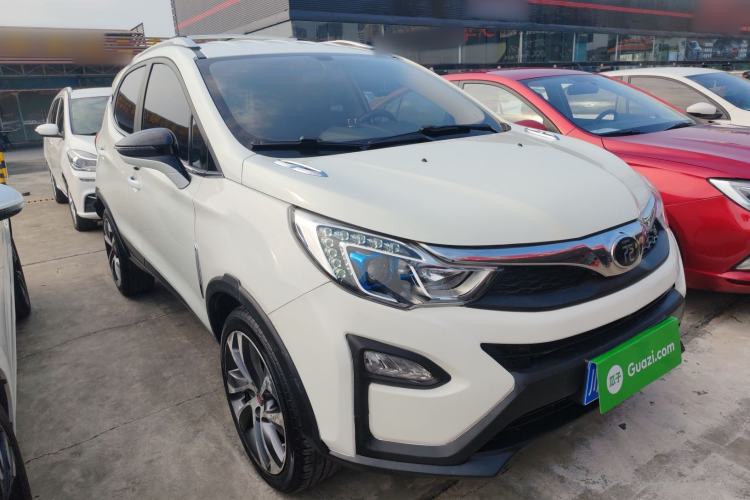 Used BYD Yuan 2016 1.5TID Automatic Luxury Version Front Right 45 Deg
