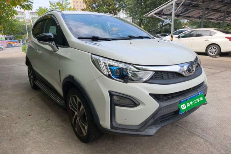 Used BYD Yuan 2016 1.5L Automatic Haoya Model Front Right 45 Deg