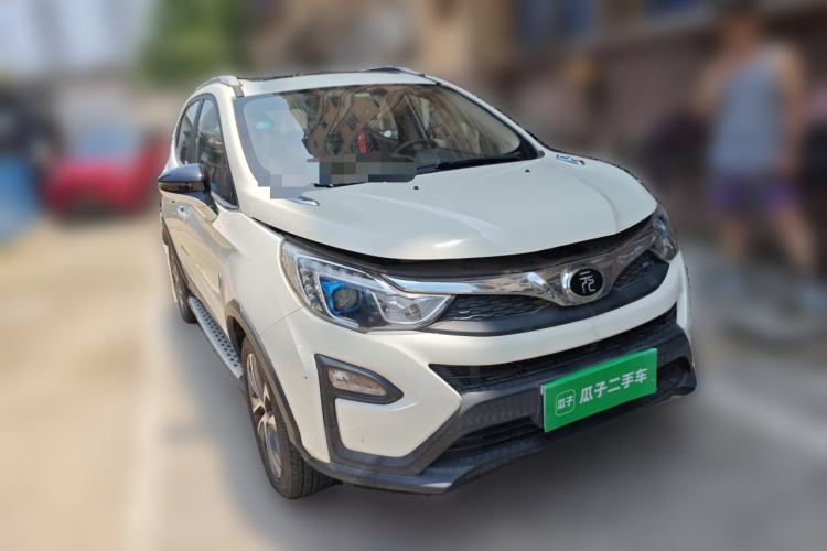 Used BYD Yuan 2016 1.5L Manual Luxury Version Front Right 45 Deg