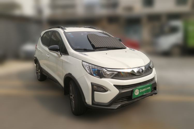 Used BYD Yuan 2016 1.5L Manual Comfort Model Front Right 45 Deg