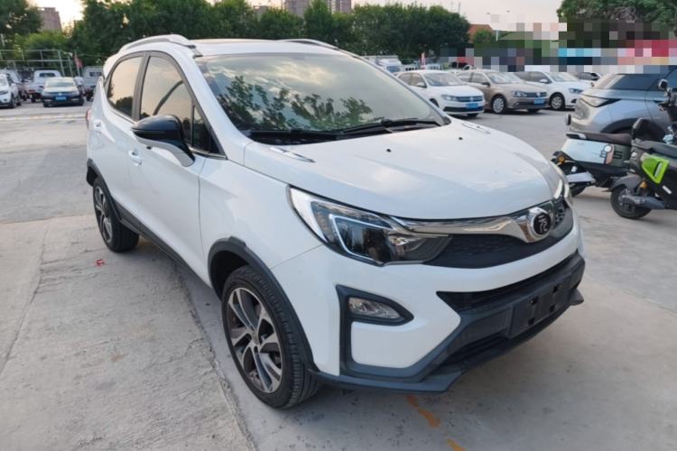 Used BYD Yuan 2016 1.5L Manual Luxury Version Front Right 45 Deg