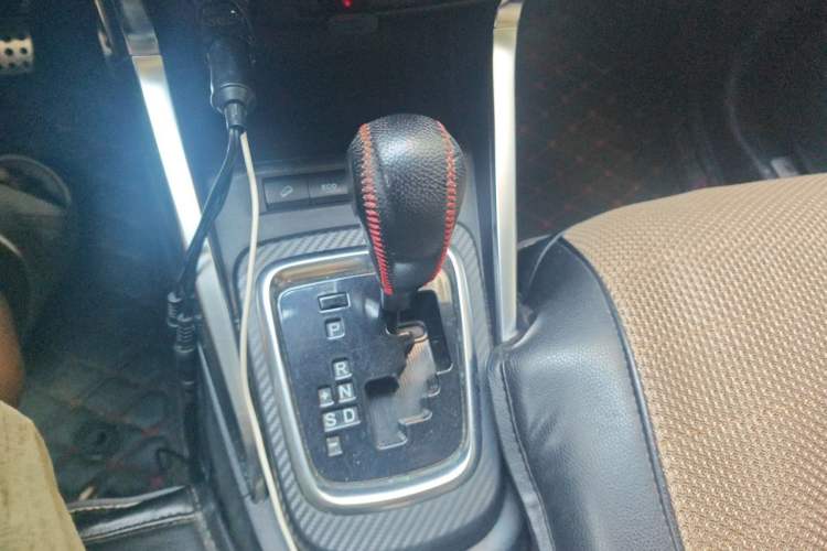 Used BYD Yuan 2016 1.5TID Automatic Prestige Model Gear Lever
