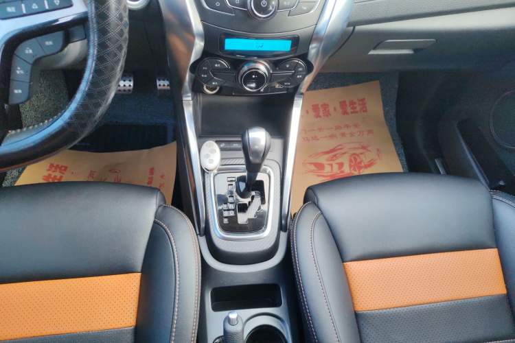 Used BYD Yuan 2016 1.5TID Automatic Luxury Version Gear Lever