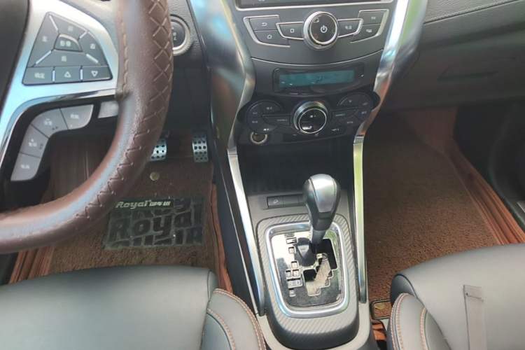 Used BYD Yuan 2016 1.5L Automatic Haoya Model Gear Lever