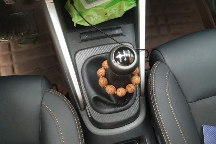 Used BYD Yuan 2016 1.5L Manual Comfort Model Gear Lever