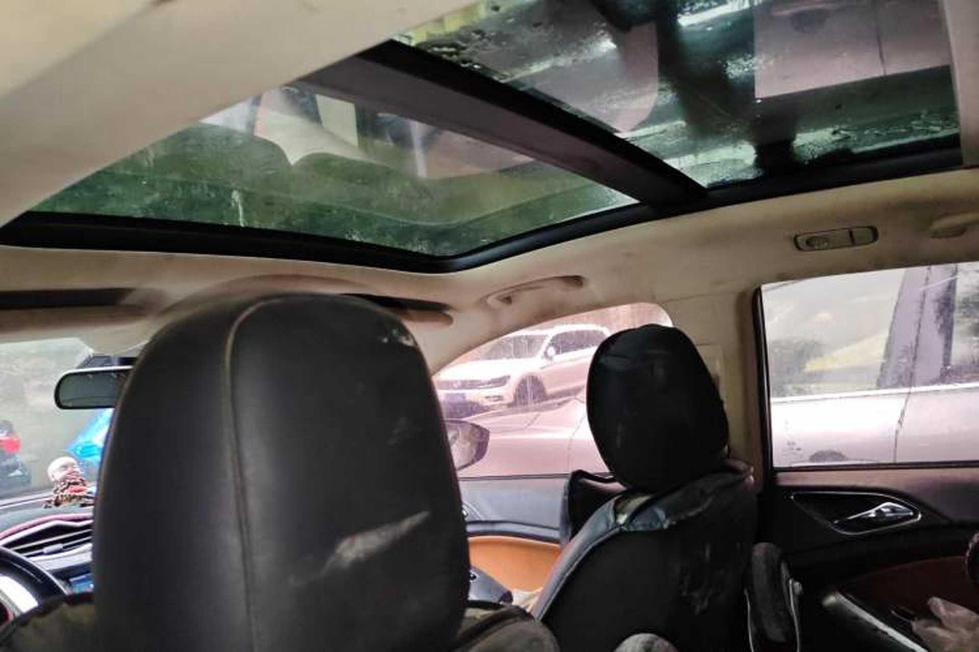 Used BYD Yuan 2016 1.5L Manual Luxury Version Headliner
