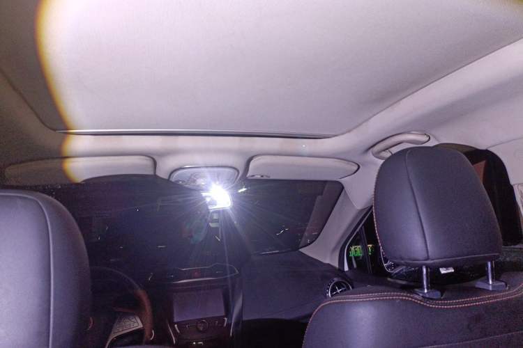 Used BYD Yuan 2016 1.5L Manual Luxury Model Headliner