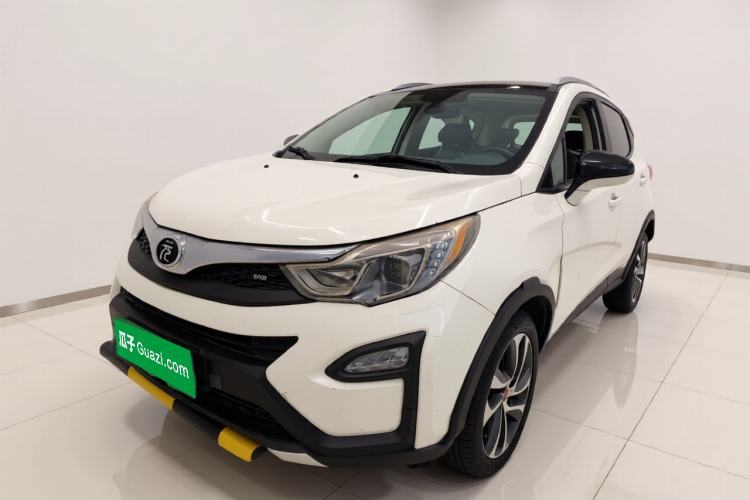 Used BYD Yuan 2016 1.5L Manual Luxury Model Guazi used car, China used car export, Used car for sale, Used BYD cars, Cheapest cars for sale