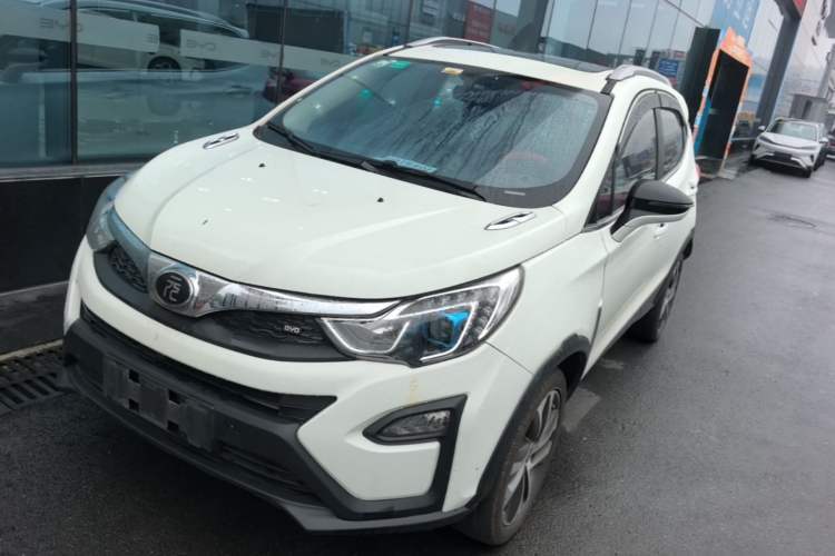 Used BYD Yuan 2016 1.5L Manual Luxury Version Guazi used car, China used car export, Used car for sale, Used  cars, Cheapest cars for sale