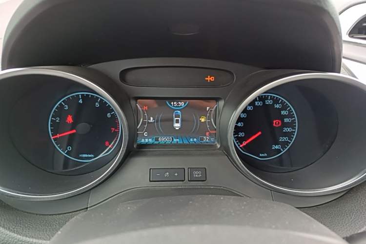 Used BYD Yuan 2016 1.5L Manual Luxury Model Instrument Cluster