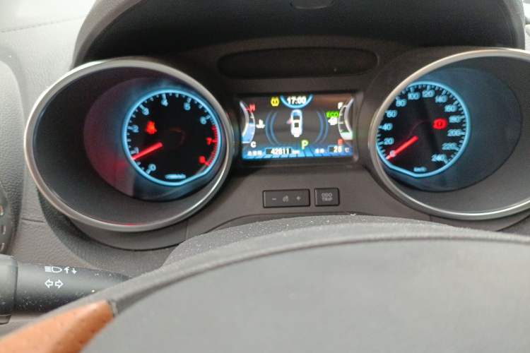 Used BYD Yuan 2016 1.5TID Automatic Luxury Version Instrument Cluster