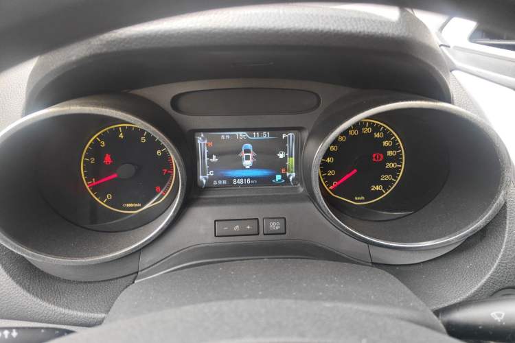 Used BYD Yuan 2016 1.5L Automatic Luxury Version Instrument Cluster