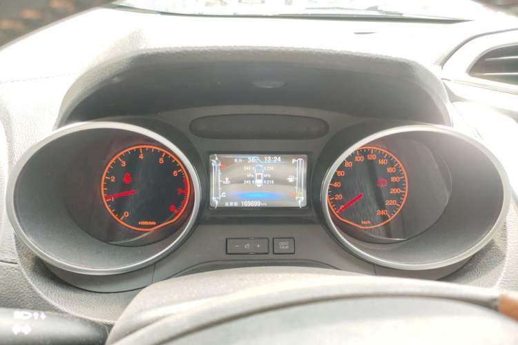Used BYD Yuan 2016 1.5L Manual Luxury Version Instrument Cluster