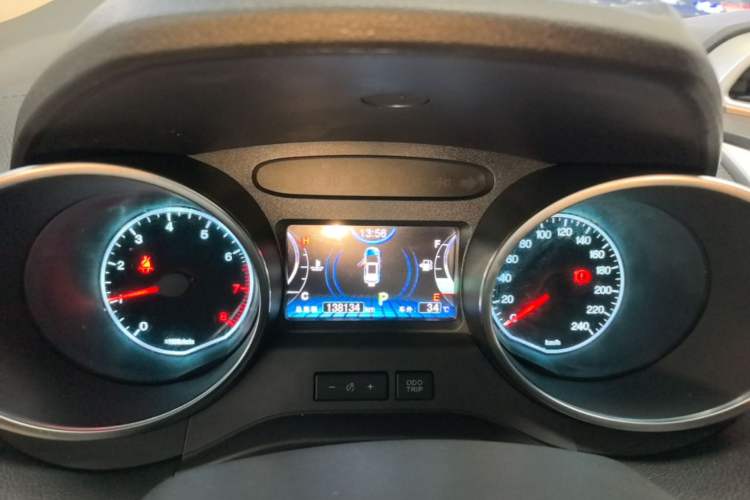 Used BYD Yuan 2016 1.5L Automatic Luxury Version Instrument Cluster
