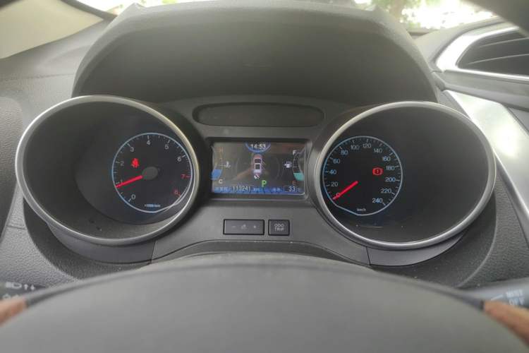 Used BYD Yuan 2016 1.5TID Automatic Luxury Version Instrument Cluster