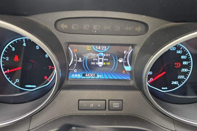 Used BYD Yuan 2016 1.5L Manual Luxury Version Instrument Cluster