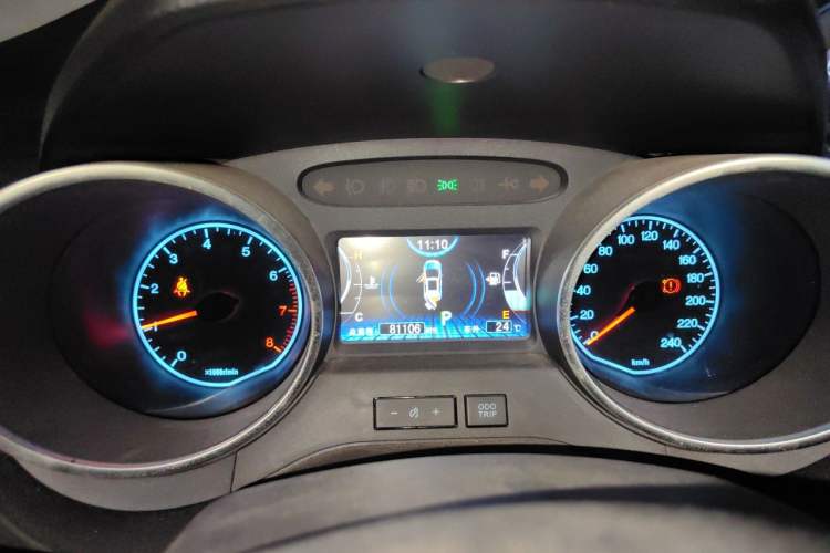 Used BYD Yuan 2016 1.5TID Automatic Luxury Version Instrument Cluster