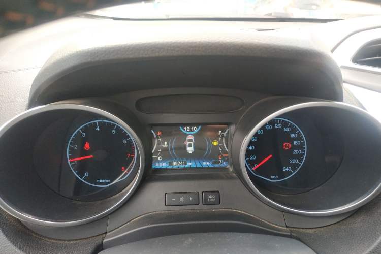 Used BYD Yuan 2016 1.5L Manual Luxury Version Instrument Cluster
