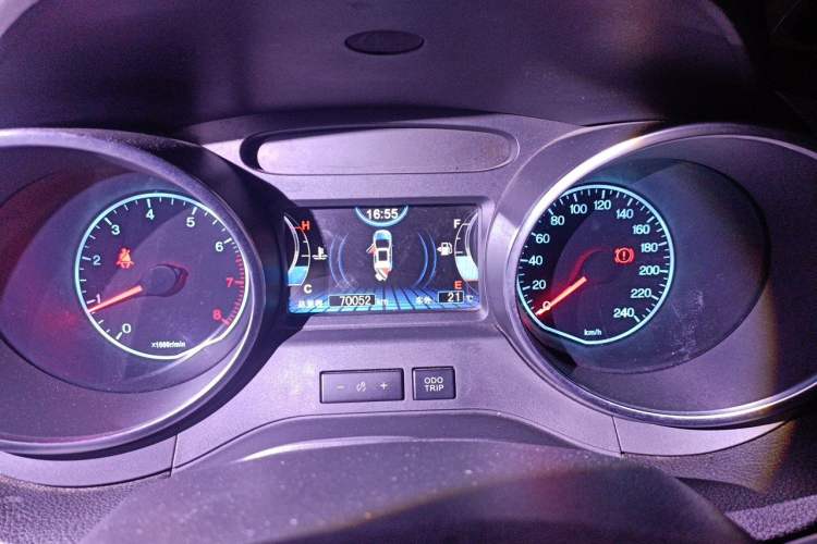 Used BYD Yuan 2016 1.5L Manual Luxury Model Instrument Cluster
