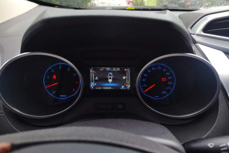 Used BYD Yuan 2016 1.5TID Automatic Luxury Version Instrument Cluster