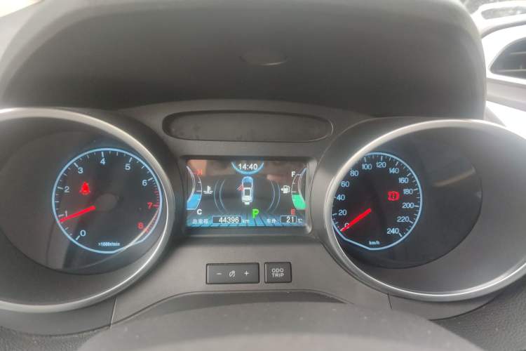 Used BYD Yuan 2016 1.5L Automatic Luxury Version Instrument Cluster