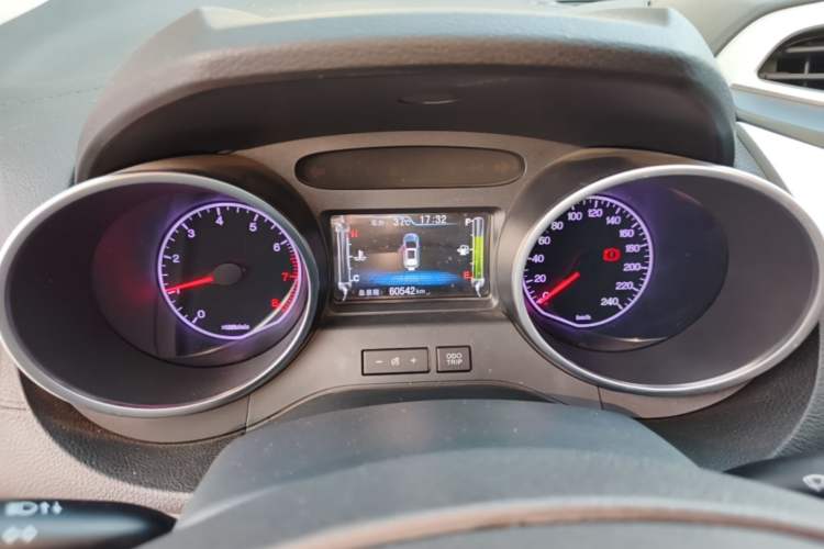 Used BYD Yuan 2016 1.5L Manual Luxury Version Instrument Cluster