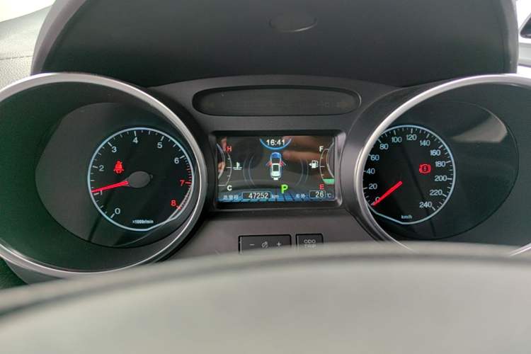 Used BYD Yuan 2016 1.5L Automatic Luxury Version Instrument Cluster