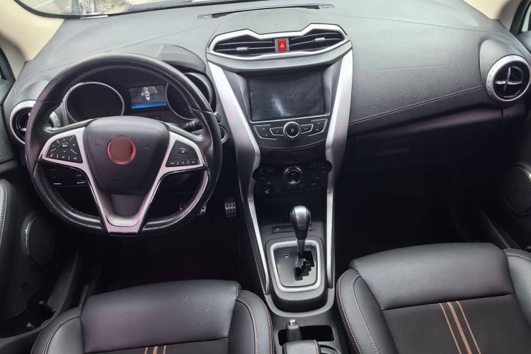 Used BYD Yuan 2016 1.5L Automatic Luxury Version Interior 1