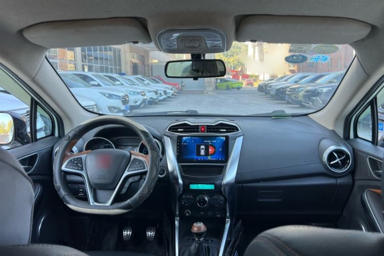 Used BYD Yuan 2016 1.5L Manual Luxury Model Interior 1