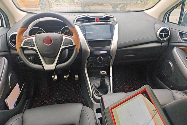 Used BYD Yuan 2016 1.5L Manual Comfort Model Interior 1