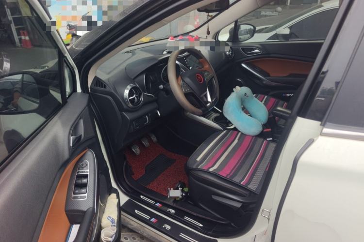 Used BYD Yuan 2016 1.5L Manual Luxury Model Interior 3