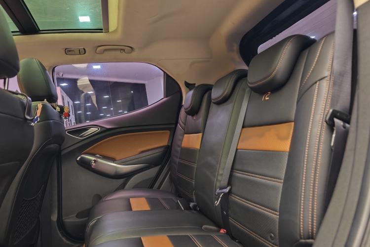 Used BYD Yuan 2016 1.5TID Automatic Flagship Model Interior 7