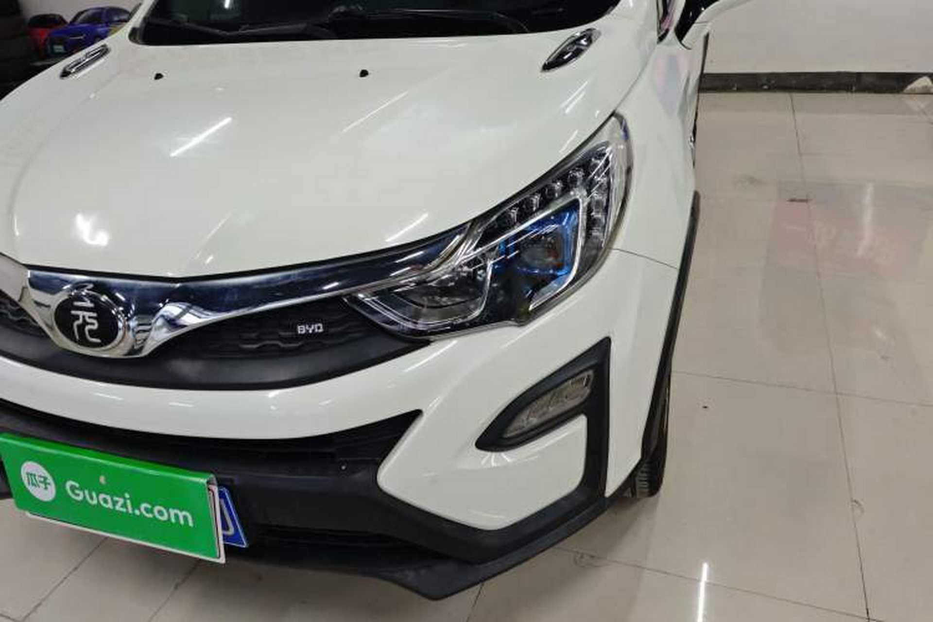 Used BYD Yuan 2016 1.5L Manual Luxury Version Left Front Headlight