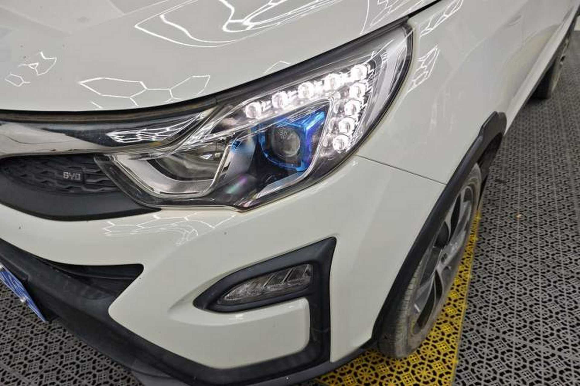 Used BYD Yuan 2016 1.5L Automatic Luxury Version Left Front Headlight