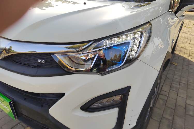 Used BYD Yuan 2016 1.5L Manual Luxury Version Left Front Headlight