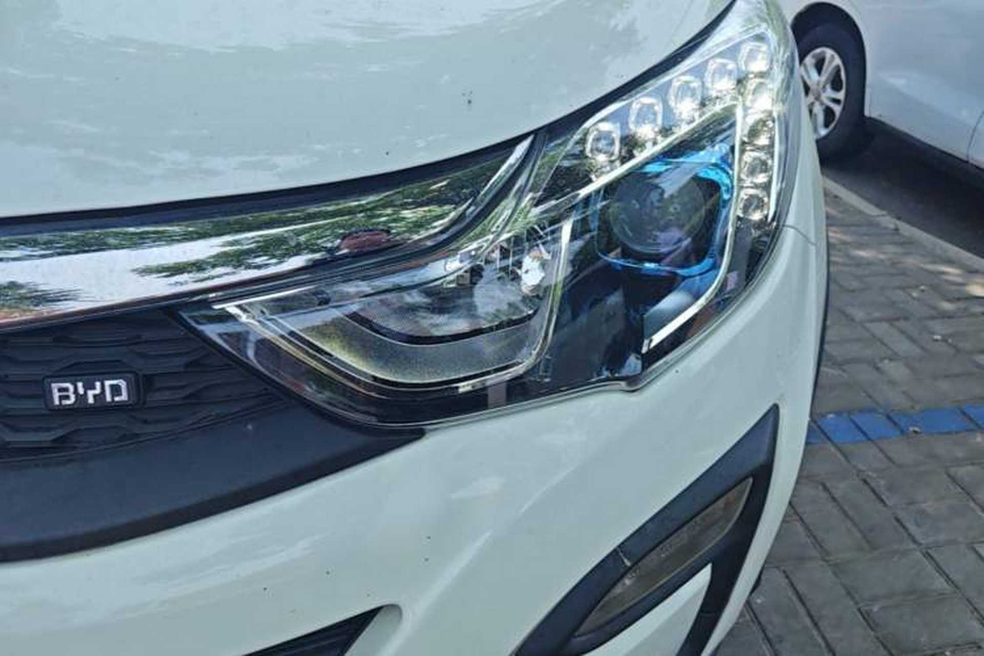 Used BYD Yuan 2016 1.5L Manual Luxury Model Left Front Headlight