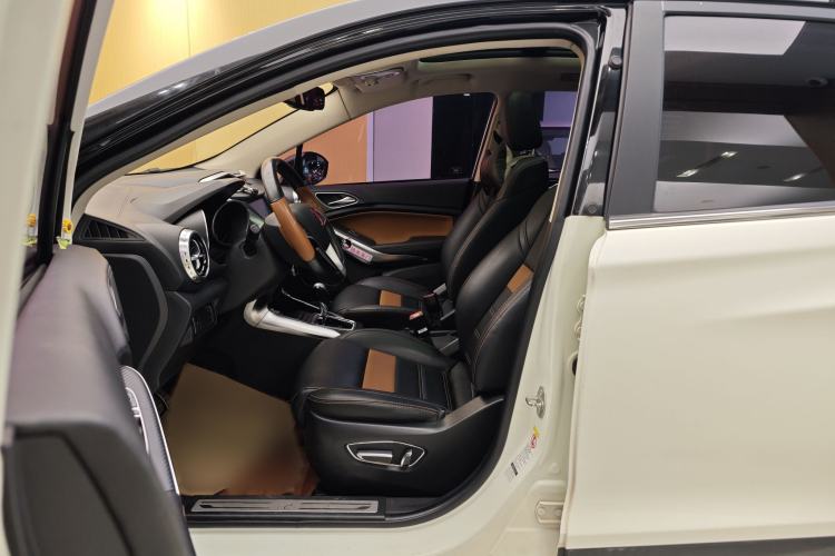 Used BYD Yuan 2016 1.5TID Automatic Flagship Model Left Front Seat